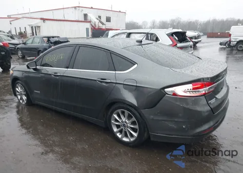 2017 Ford Fusion Hybrid Se из США, поврежденный, VIN 3FA6P0LU3HR250418